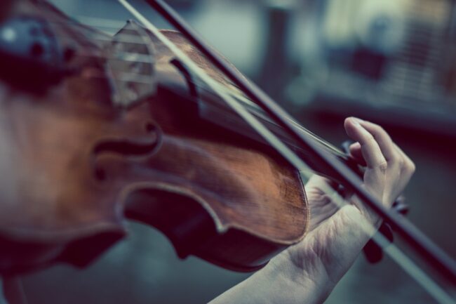 violin being played